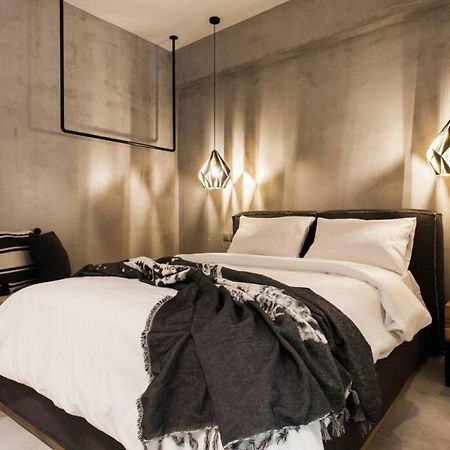 Chic Apartment - Strolling To The Athenian Streets エクステリア 写真